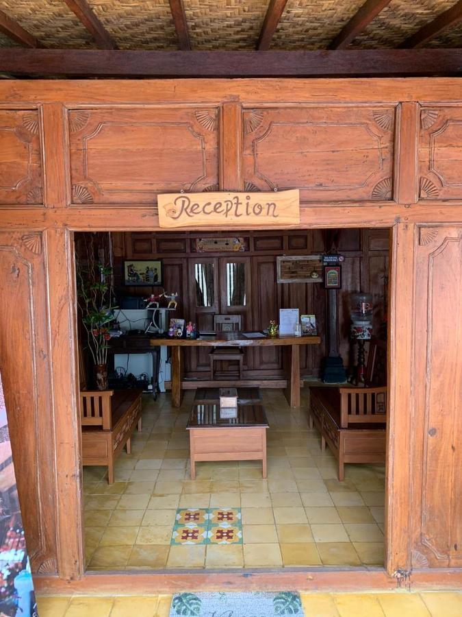 Dem Ayem Heritage Guest House Джок'якарта Екстер'єр фото